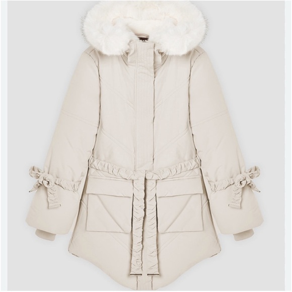 Maniere De Voir Black Puffer Jacket with Faux Fur Trim - Picture 3 of 13